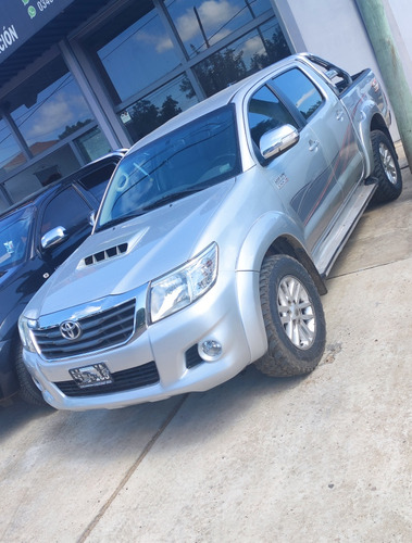 Toyota Hilux 3.0 Cd Srv I 171cv 4x4 - A3