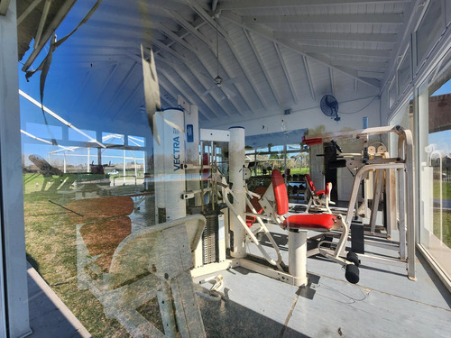 Venta Terreno En Barrio Los Jazmines Pilar Del Este