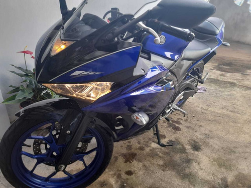Yamaha R3