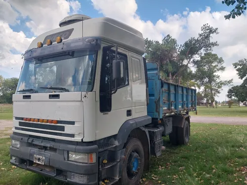 Iveco 310 Cursor Volcador Con Acoplado Volcador.