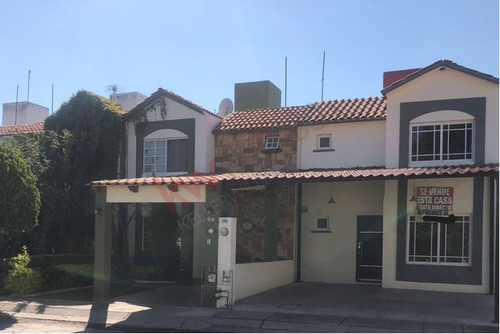 Tu Nuevo Hogar En Real De Arboledas, Celaya. Casa En Fraccionamiento Privado Con Vigilancia 24/7