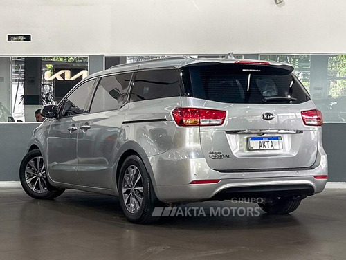 Kia Carnival 3.3 EX V6 24V GASOLINA 4P AUTOMATICO