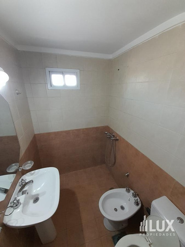 Imagen 16 de 22 de Alquiler - Departamento - Un Dormitorio - Balcon - República De La Sexta - Siberia - Unr