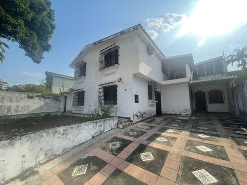 Imagen 3 de 13 de Yosmar & Fernando Alquilan Casa Comercial En La Urb La Viña Valencia, Carabobo, Viñedo