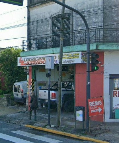 Imagen 2 de 3 de Local - Vict.-b.centro