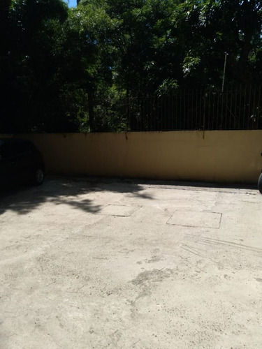 Casa De Condomínio À Venda Na Rua Professor Carvalho Freitas, Teresópolis, Porto Alegre - Rs - Liv-12654
