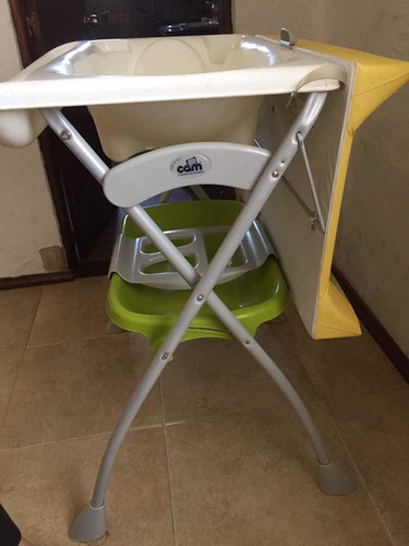 Bañito Con Cambiador, Cam