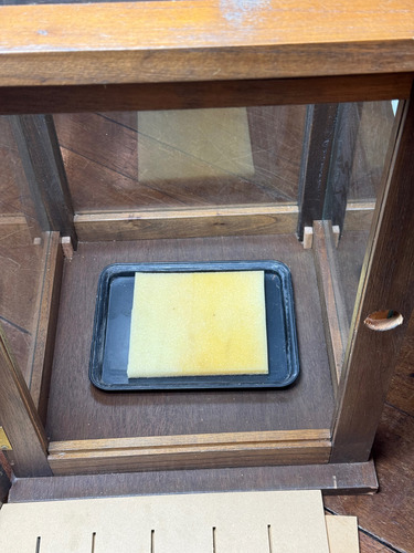 Vitrina Exhibidor De Madera Humidor Cigarros Habanos Marrón (Usado)