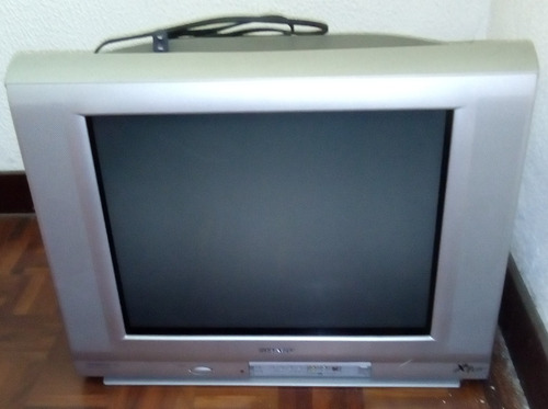 Imagen 2 de 3 de Televisor Culon Pantalla Plana Sharp Xflat 21