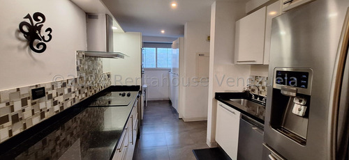 Apartamento En Alquiler Lomas Del Sol #25-24780 K.f