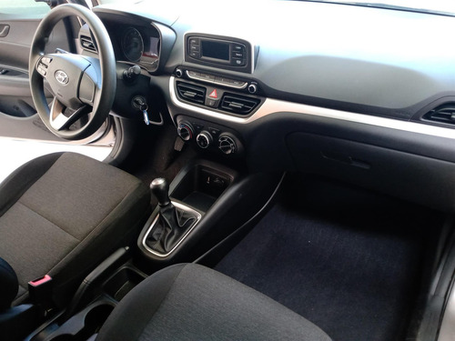 Imagem 7 de 12 de Hyundai Hb20 Sense 1.0 Flex 12v Mec. Flex Manual