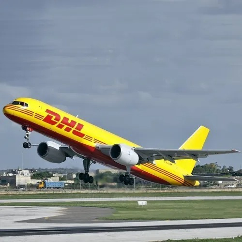 Imagen 6 de 6 de Boeing 757, Carguero, Colores De Dhl, Escala 1:400