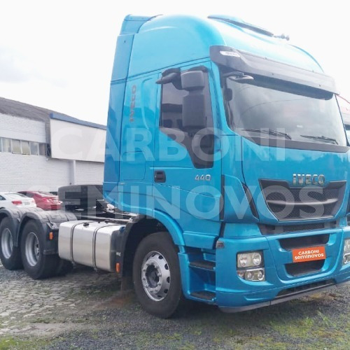 Imagem 4 de 10 de Iveco Hi Way 600s44t, Ano 2018/2019