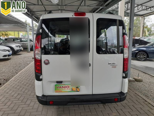 Imagem 4 de 11 de Fiat Doblo Essence 1.8 16v