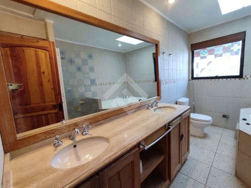 Bella Casa En Parcela Arriendo 4d 4b Bodega Terraza Oficina