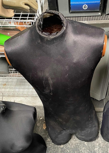 Maniquíe Torso Pecho Hombre Fibra Vidrio Forrado Tela 4/10