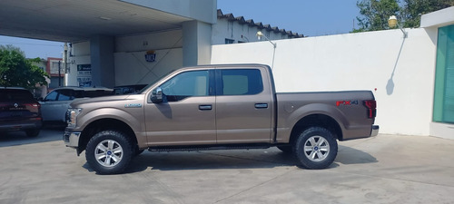 Ford Lobo 5.0l Doble Cabina Xlt V8 4x4 At