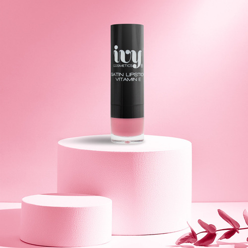 Labial Satinado Ivy Con Colageno Y Vitamina E 301 Vain Love