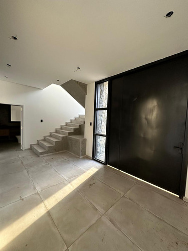 Se Vende Exclusiva Casa En Estancia El Terrón Con Vistas!