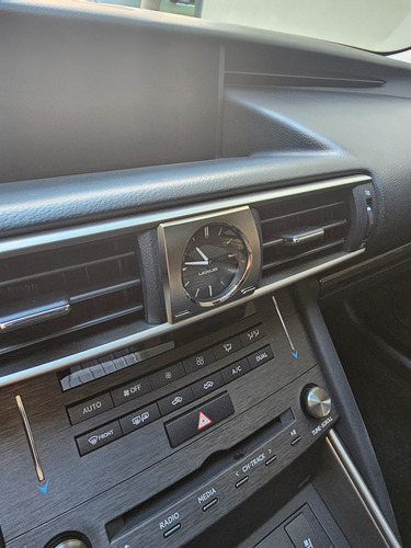 Lexus IS 2.5 300H Luxury