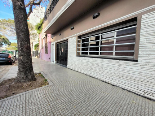 Casa Chalet En Venta En Parque Patricios, Capital Federal, Buenos Aires