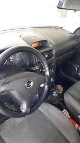 Chevrolet Astra Sedan 2001 1.8 Milenium 4p
