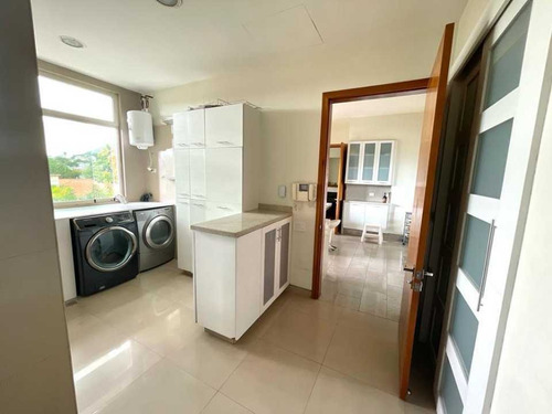 Imagen 11 de 20 de Se Vende Apto. 371m2 4h/5b/6pe Altamira, Caracas