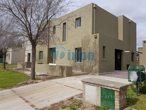 Imagen 7 de 8 de Barrio Cerrado La Comarca - Casa Venta Usd 390.000