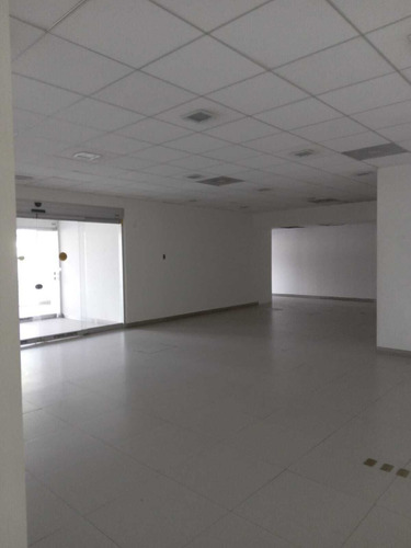 Excelente Local Comercial 525m2 En San Pedro De Los Pinos