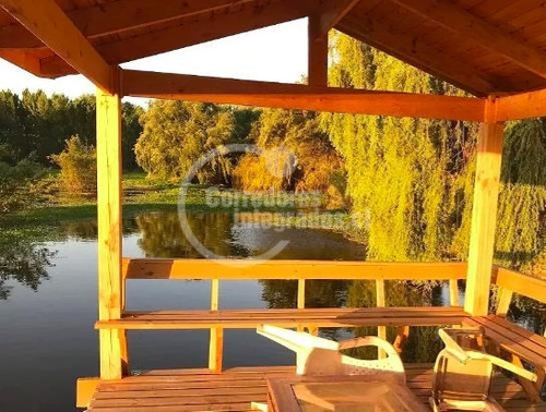 Parcela De 4.286m2 Con Casa Como Nueva De 180m2, Lago Rapel