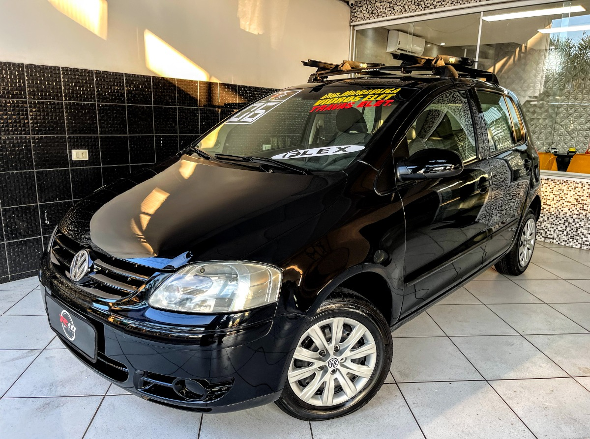 Volkswagen Fox 1.0 Plus Total Flex 5p