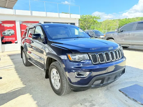 Jeep Grand Cherokee Laredo 2018