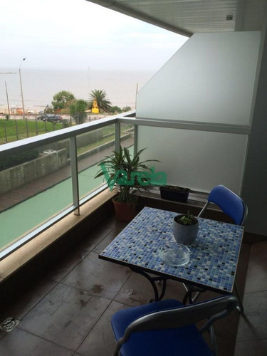Imagen 19 de 28 de Venta Apartamento Con Renta Malvín Sobre Rambla 2 Dorm Terraza Garage - Montevideo Malvin