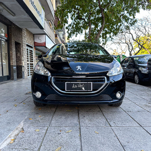 Peugeot 208 1.5 Allure Touchscreen