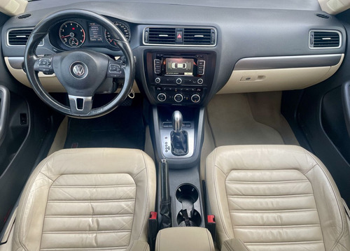 Volkswagen Jetta JETTA Highline 2.0 TSI 16V 4p Tiptronic