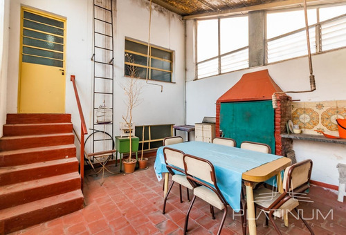Imagen 11 de 12 de Casa En Lote Propio Con 3 Unidades - Chacarita Limite Colegiales