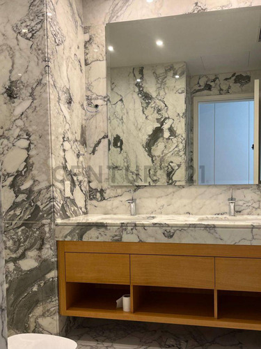 Venta Depto. Alvear Tower 2 Suites + Dependencia Y Cochera