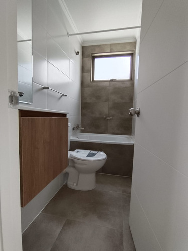 Edificio Av. Circunvalación (1 Est.) Vista Poniente