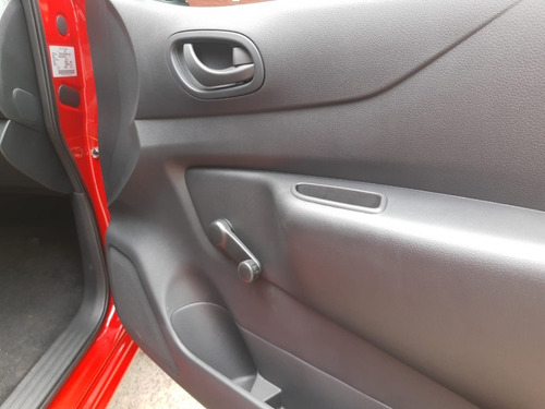 Imagen 13 de 14 de Np300 Chasis Cabina Diesel T/m 2021