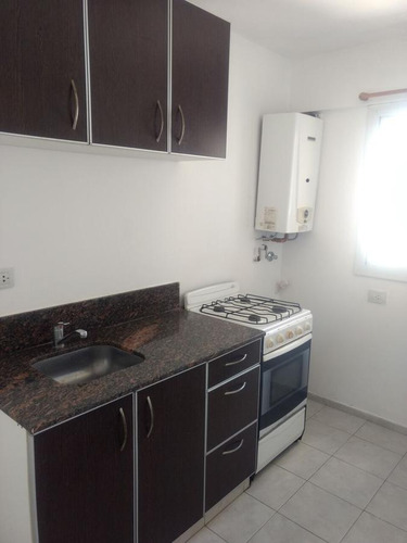 Alquilo Departamento 1 Dorm En Alto Alberdi A Metros De Colón
