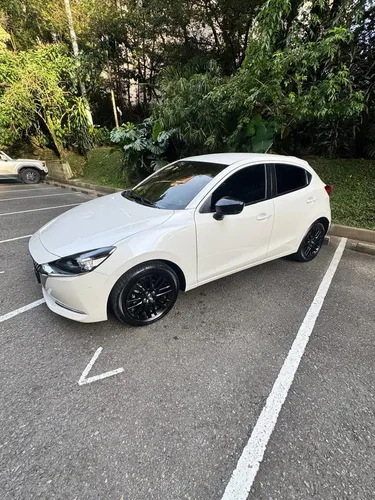 Mazda 2 1.5 Gran touring carbon edition