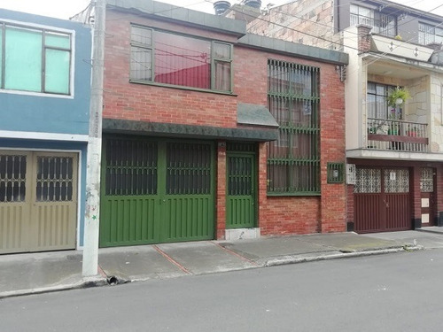 Imagen 1 de 17 de Casa En Venta En Bogotá Estrada