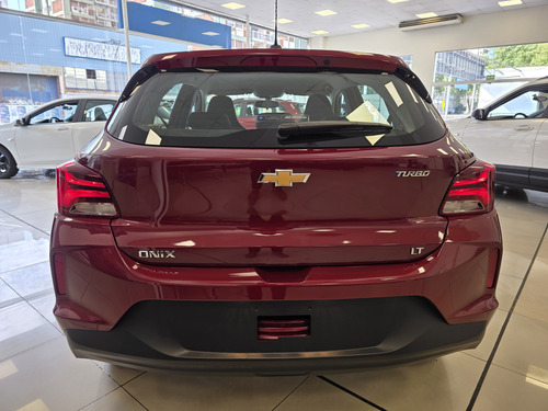 Chevrolet Onix 1.0 Lt