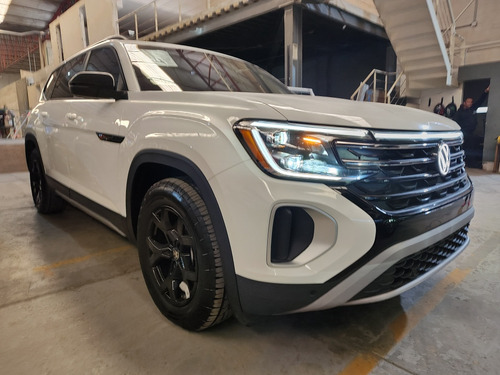 Volkswagen Teramont Peak edition turbo 2.0 lts blindada