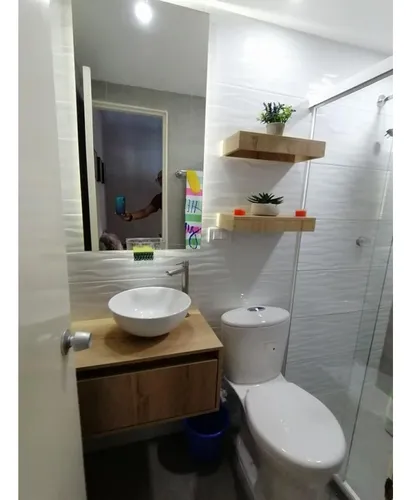 Vendo Apartamento En Laureles, La Almeria