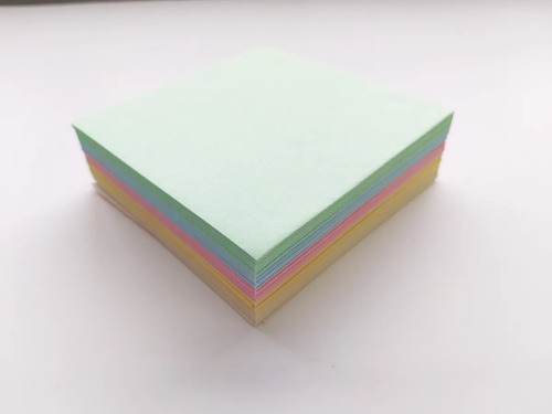 Taco De Papel 9 X 9 Cm Color X 300 Hojas