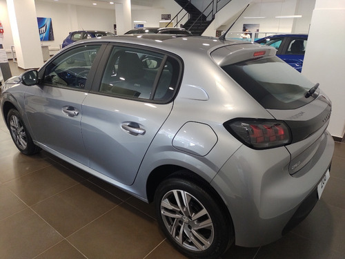 Imagen 18 de 23 de Peugeot 208 Allure 1.6