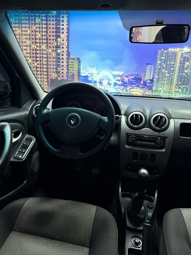 Renault Logan Expression Hi-Flex 1.6 8V 4p