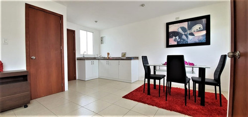Imagen 2 de 4 de Vendo Casa De Dos Plantas, Urbanización Cataluña - Manta, Vía A Rocafuerte, Intersección Con La Av. Circunvalación. Etapa A - Lote Casa # 1
