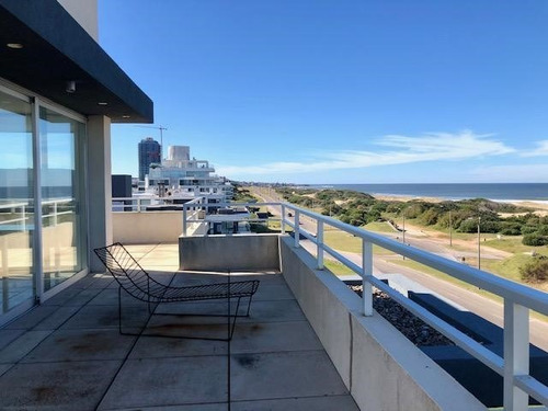 Imagen 16 de 19 de Departamento En Venta Ubicado En Playa Brava, Punta Del Este, Punta Del Este / Maldonado